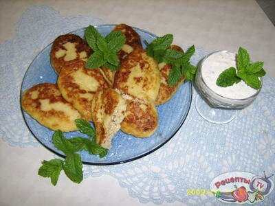 Картофельные пирожки с куриным мясом (зразы;вариант) Картофельные пирожки с куриным мясом (зразы;вариант)