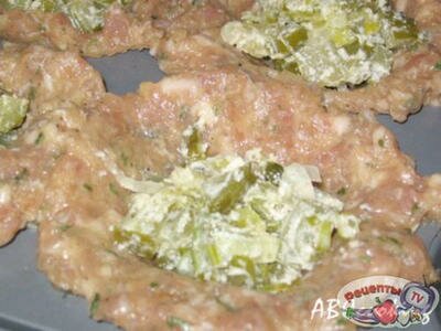 Мясные маффины с огуречной начинкой Мясные маффины с огуречной начинкой