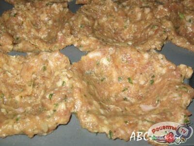 Мясные маффины с огуречной начинкой Мясные маффины с огуречной начинкой