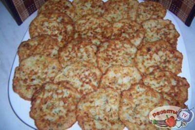 Оладьи кабачковые с сыром и чесночком (вариант) Оладьи кабачковые с сыром и чесночком (вариант)