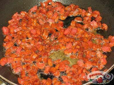 Запеканка в заварном тесте с кабачками и сосисками. Запеканка в заварном тесте с кабачками и сосисками.